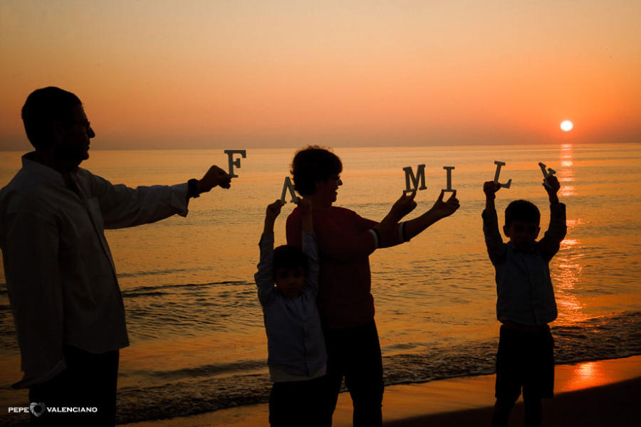 REPORTAJE DE FAMILIA EN LA PLAYA