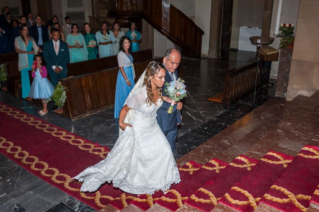 CEREMONIA EN LA IGLESIA ESPIRITU SANTO