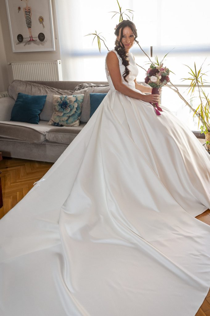 FOTO PREPARATIVOS DE LA NOVIA