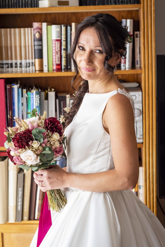 FOTO PREPARATIVOS DE LA NOVIA