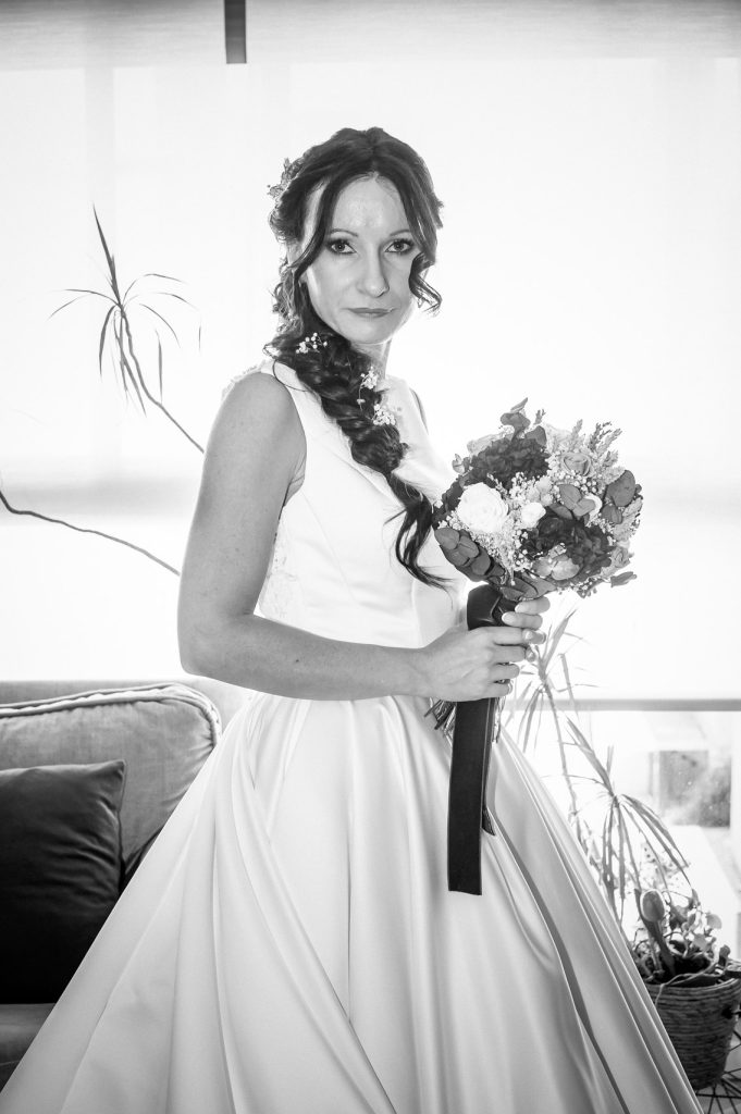 FOTO PREPARATIVOS DE LA NOVIA