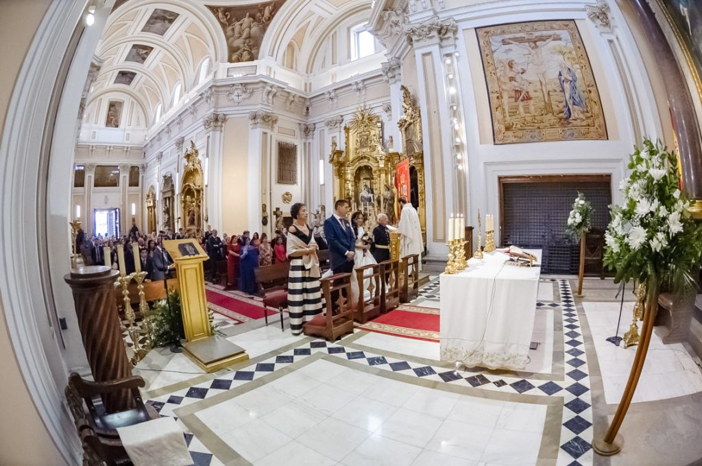 FOTO BODA EN IGLESIA CATEDRAL CASTRENSE