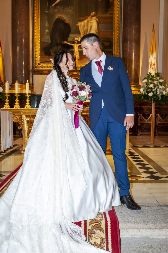 FOTO BODA EN IGLESIA CATEDRAL CASTRENSE